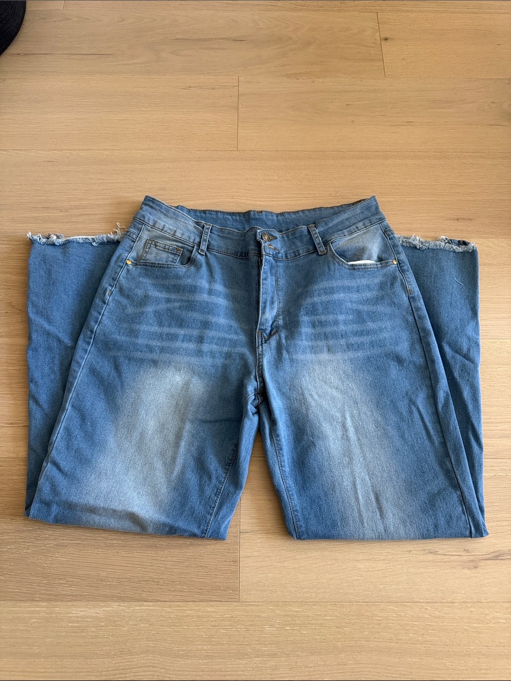 Wide leg jeans